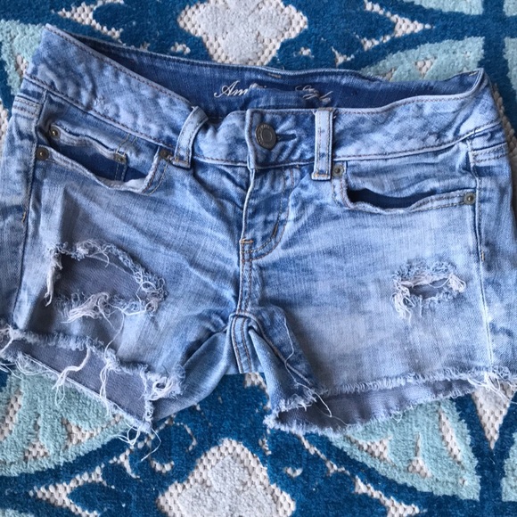 American eagle shorts 🌱 - Picture 1 of 2